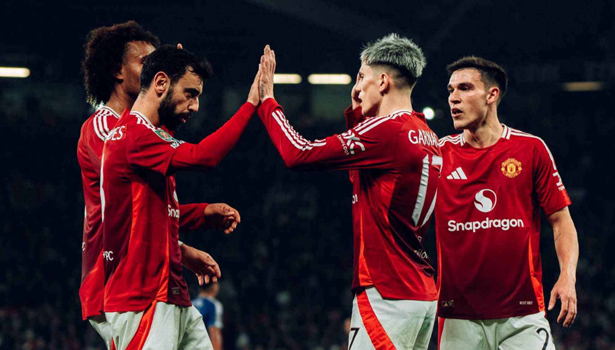 开云体育入口-曼联门将关键扑救，保住胜利