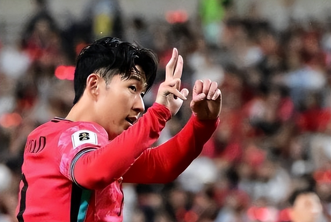 开云体育-包含顶级足球明星的精彩表现感动了无数观众！的词条