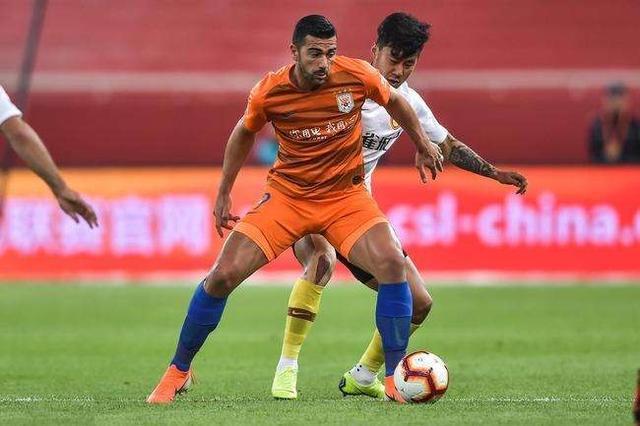 上港客场逆转，零封对手稳扎稳打