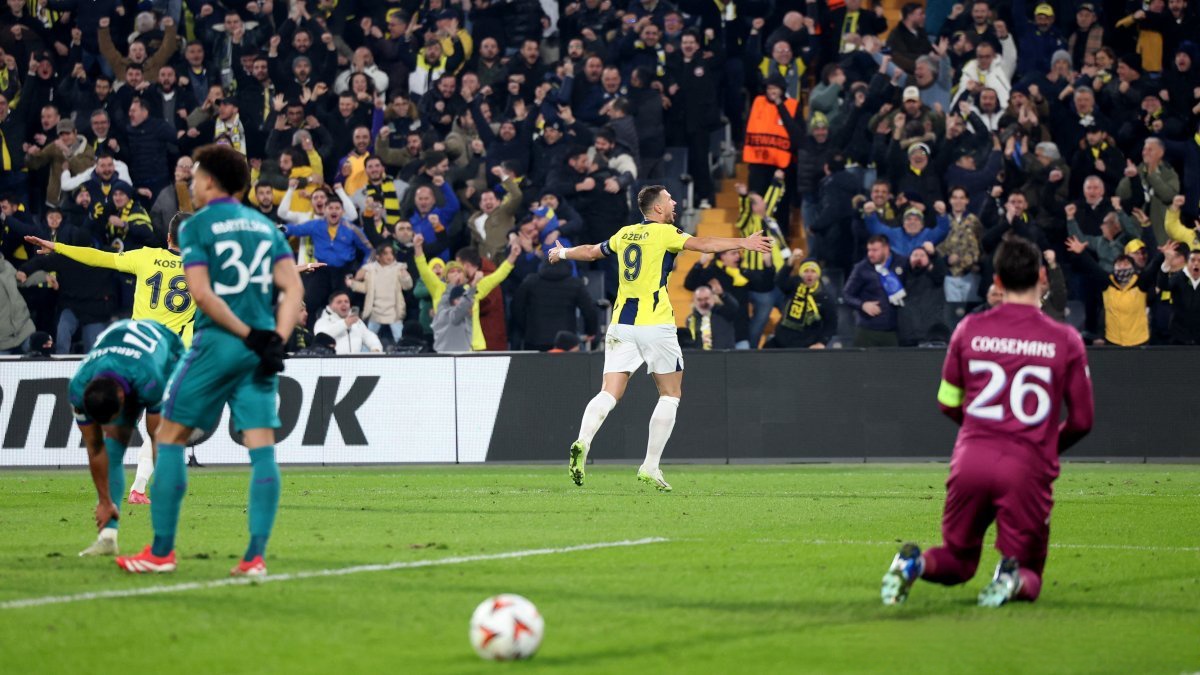 开云体育在线登录-惊心动魄，欧洲资格赛上演绝杀一幕