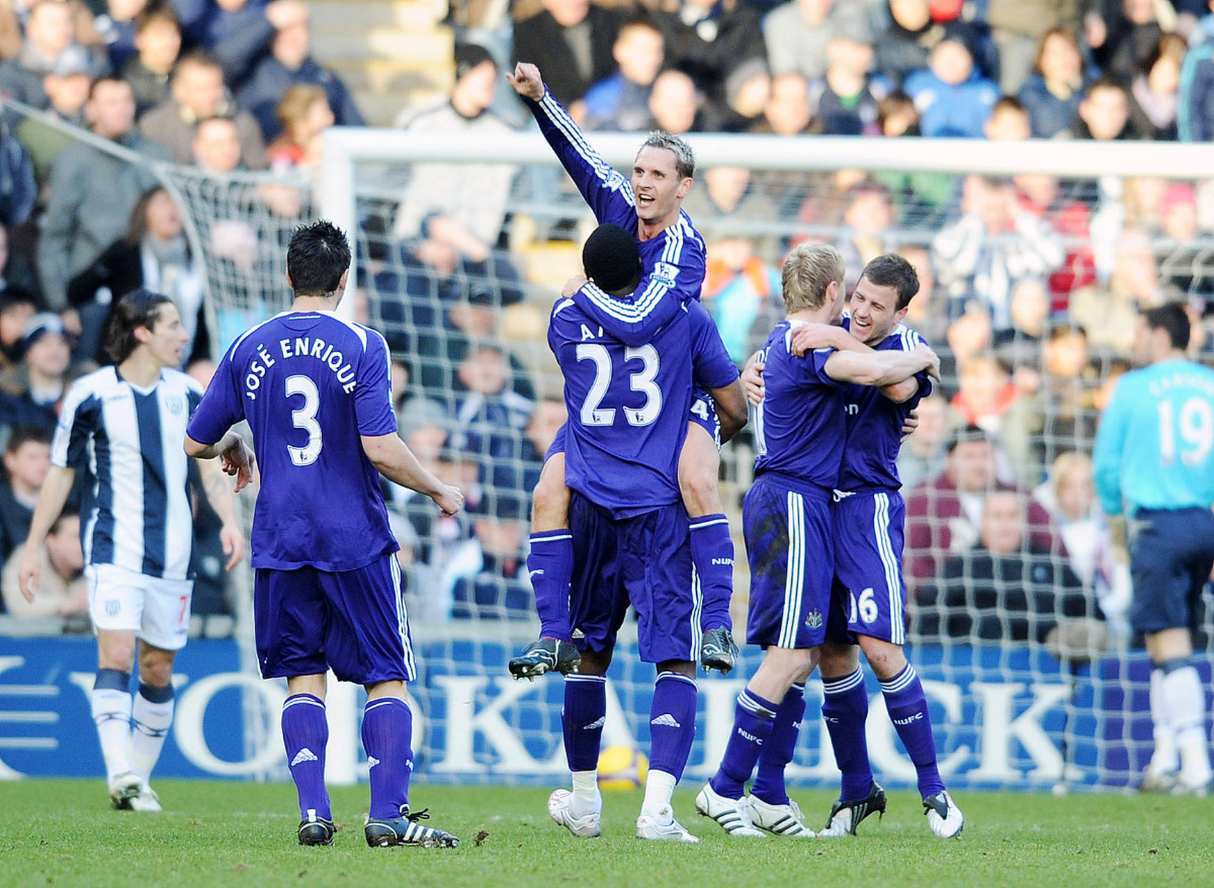 雷恩夺取重要胜利，实现保级壮举