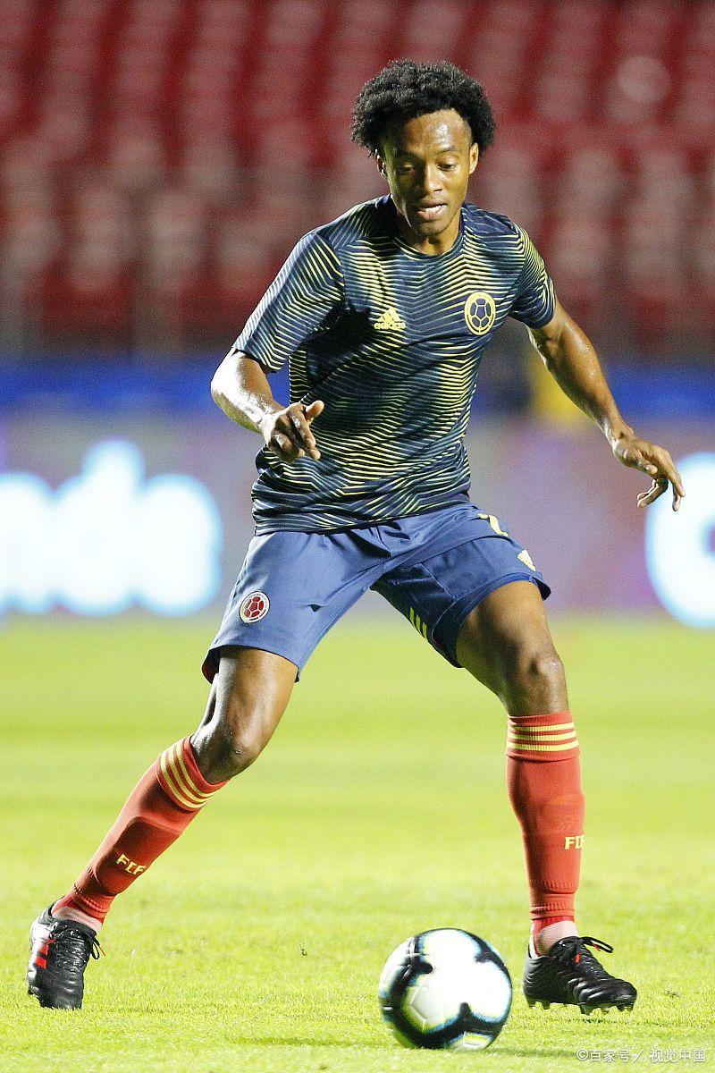 那不勒斯中场打造中坚力量，团结以赴的简单介绍