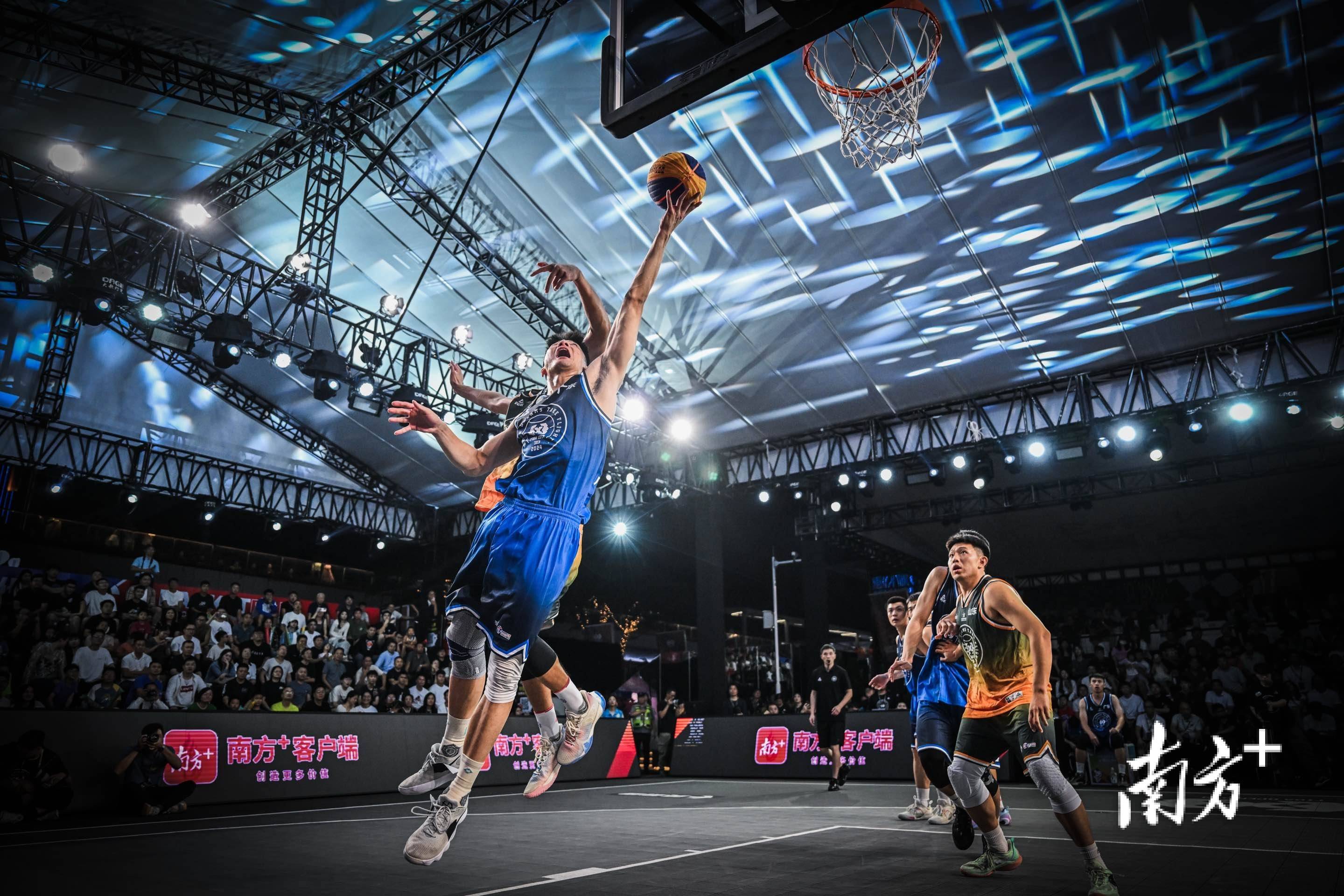 关于篮球赛事精彩纷呈，势不可挡的信息