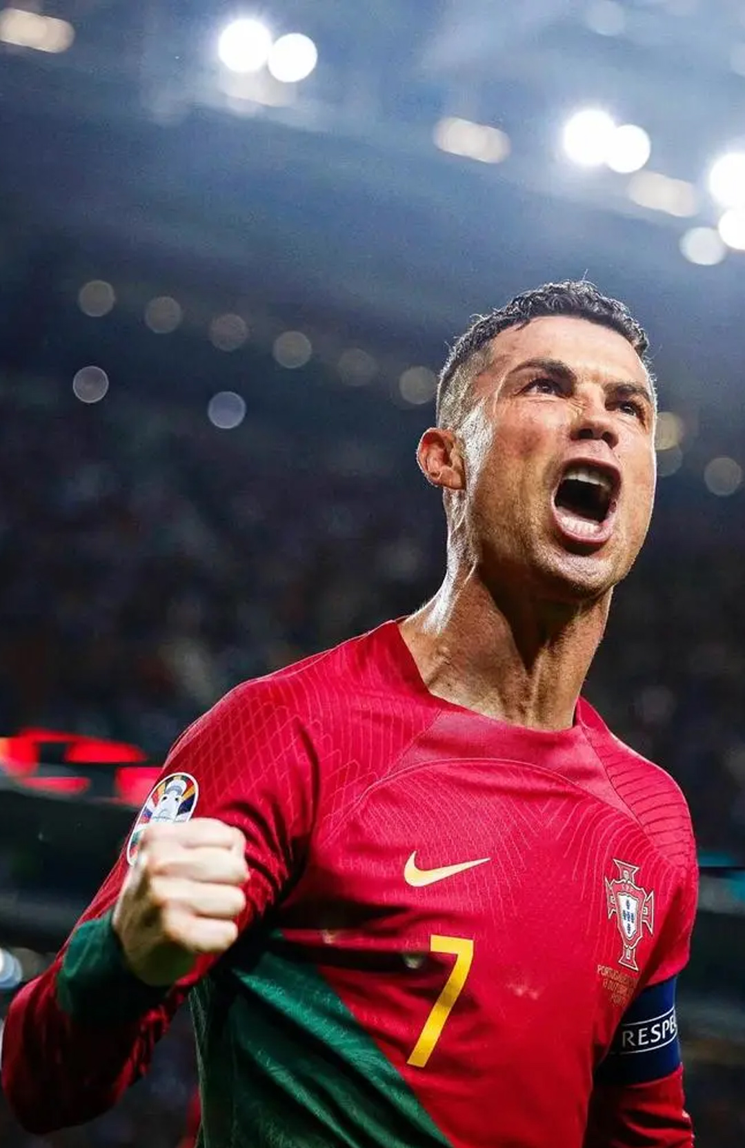 开云体育亚洲官网-足球激情四射，欧洲精英赛上风起云涌的简单介绍